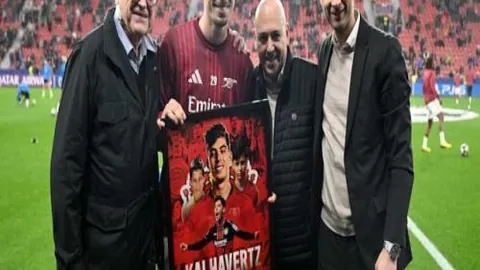 亚欧足球快讯：15小时播报回顾